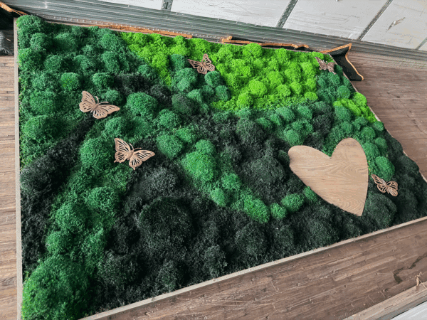 Moss Pure and the Ronald McDonald House of Atlanta Collaborated on a Stunning Live Moss Wall and Air Filter at New Innovation Center at Arthur M. Blank Hospital in Atlanta, Georgia.